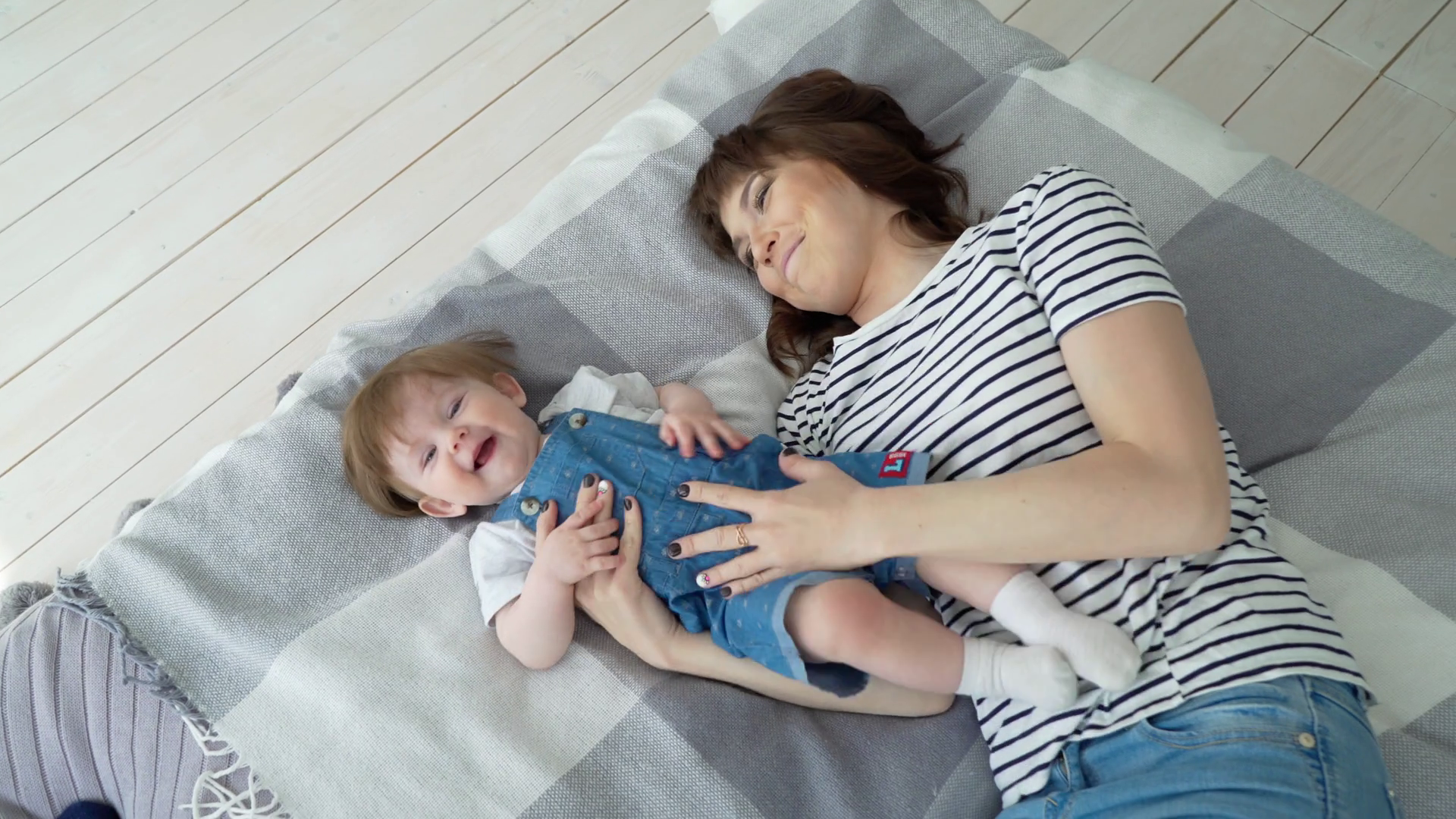 Три работи во кои треба да бидете доследни кога навиките на бебето се во прашање!