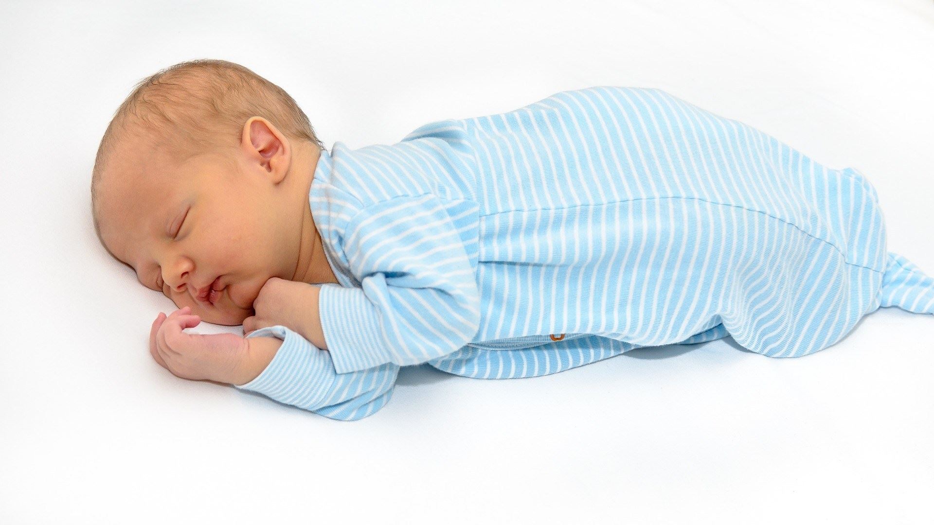 Што да се направи за бебето подобро да спие