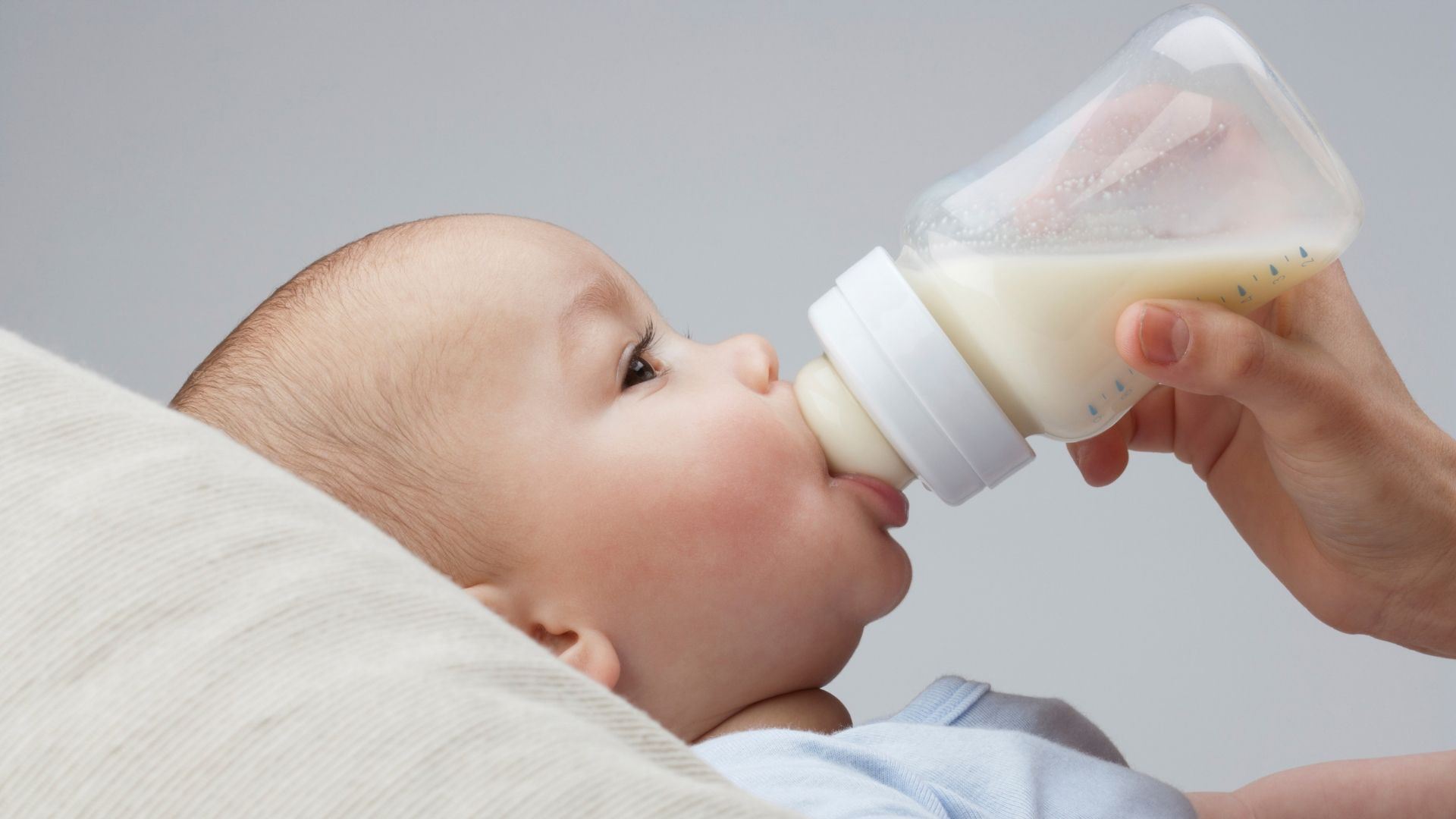 Важни совети во врска со исхраната со адаптирано млеко