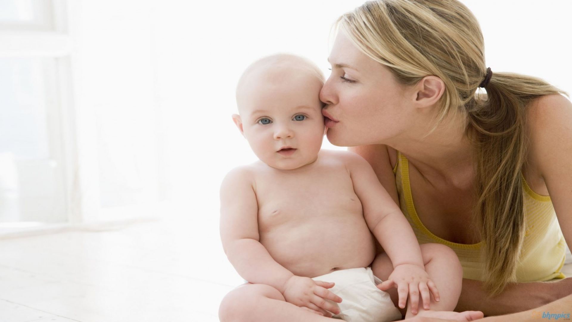 Гените на бебето и мајката влијаат на породилната тежина