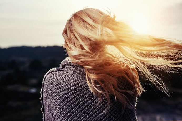 5 начини за пролетно осветлување на косата